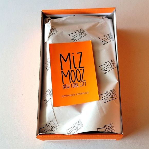 NWT Miz Mooz NYC Fifi Sandal in Black - Picture 5 of 7